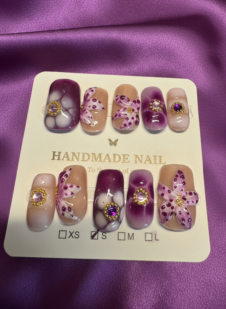 Lavender Haze 3D Flower Press-On Nails – Glossy Purple Ombre Acrylic-Look Set