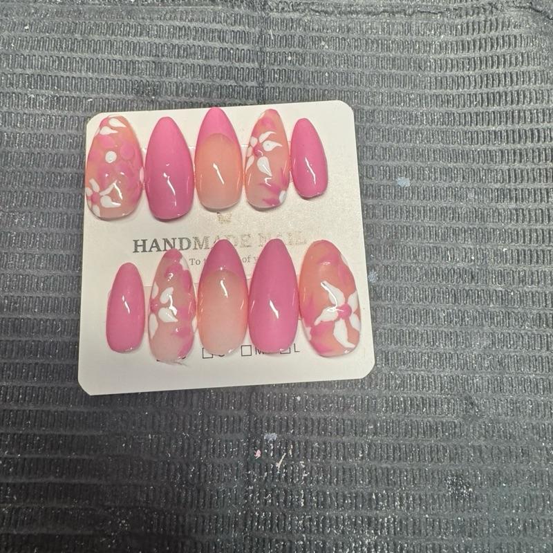 Handmade Press On Nails - Pink and White Floral Nails